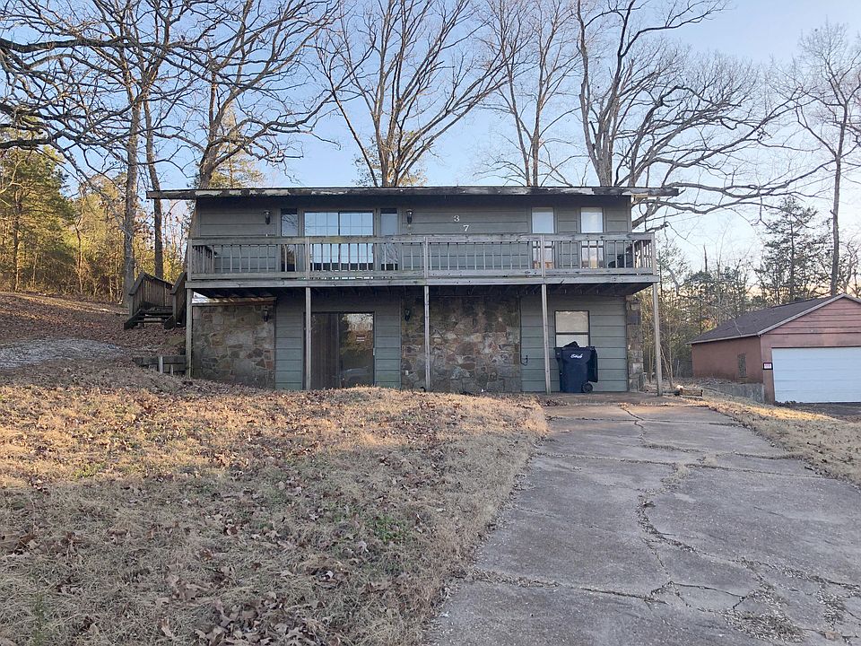 1st image of 375 Hawkins St