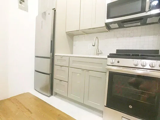 Rented by Bohemia Realty Group | media 5