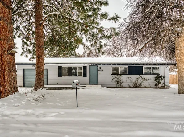 607 Meadow Dr, Emmett, ID 83617