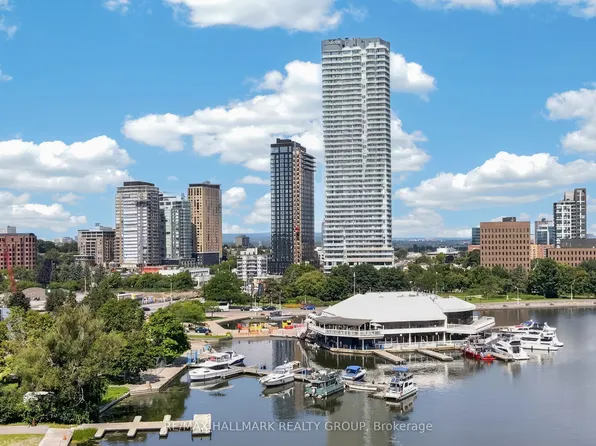 805 Carling Ave #2404, Ottawa, ON K1S 5W9