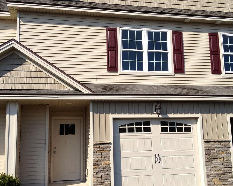 1st image of 16 Springwood Meadows Dr
