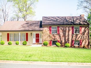 5333 Hickory Hill Dr, Lynchburg, VA 24503