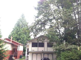 848 NE 100th St, Seattle, WA 98125