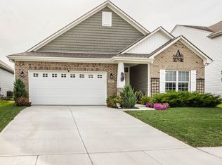 5447 Maywood Dr, Whitestown, IN