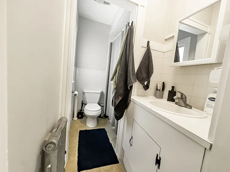 55 Hall Ave #2R — Photo 15
