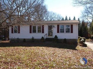 155 Tarbox Rd, Plainfield, CT 06374
