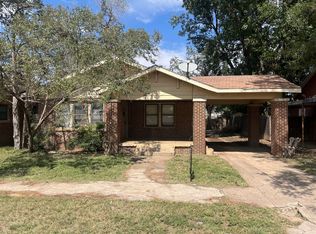 2208 18th St, Lubbock, TX 79401
