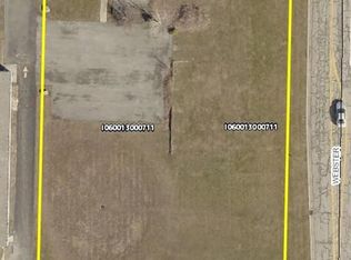 205 Stadium Dr, Defiance, OH 43512