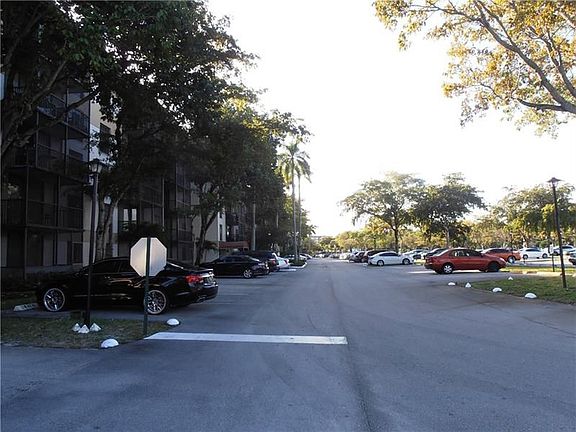 3rd image of 5550 NW 44th St #B-117