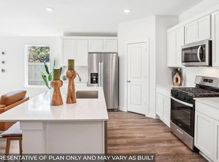 702 Daniels Lake Ln, Dayton, TX 77535