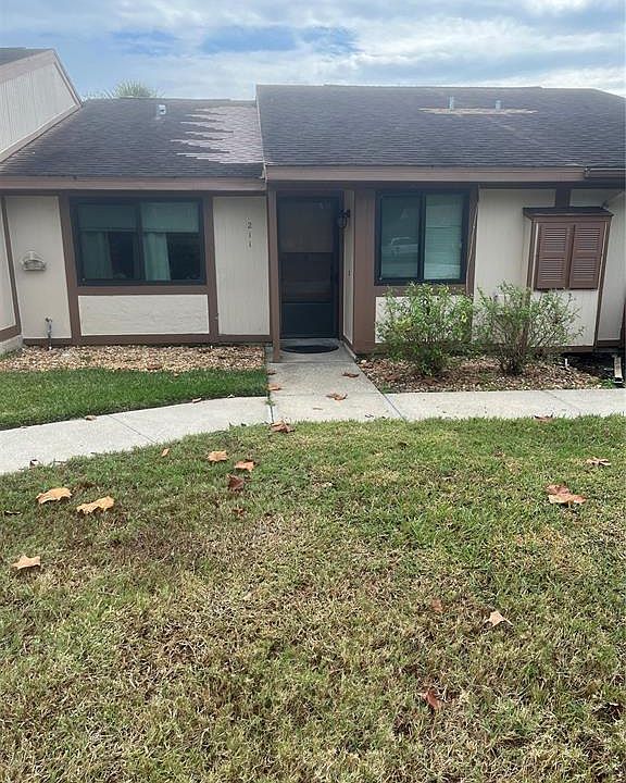 1st image of 211 CORKWOOD LANE