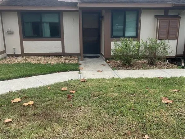 211 Corkwood Ln, Oldsmar, FL 34677