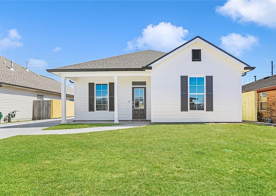 1st image of 2801 Blomquist Dr