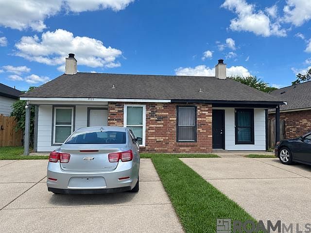 1st image of 8137-8139 Skysail Ave #2