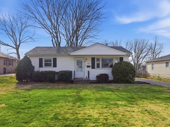 455 N 33rd St, Decatur, IL 62521