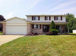 43227 Cove Ct, Sterling Heights, MI 48313