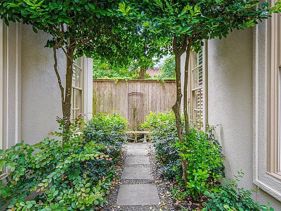 3rd image of 5406 John Dreaper Dr