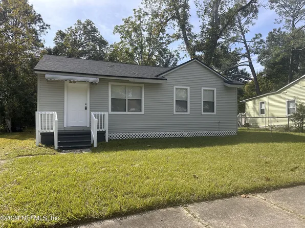 3110 4TH STREET Circle N, Jacksonville, FL 32254