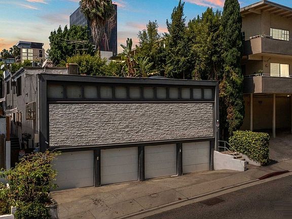 5th image of 1007 N San Vicente Blvd #1009