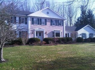 83 Sussex Rd, Hudson, OH 44236