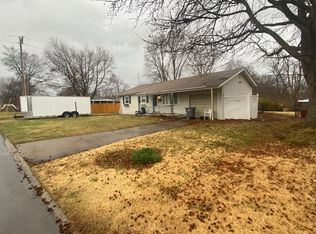 607 Vine St, O'Fallon, MO 63366