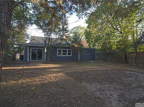 2nd image of 43 Elves Ln