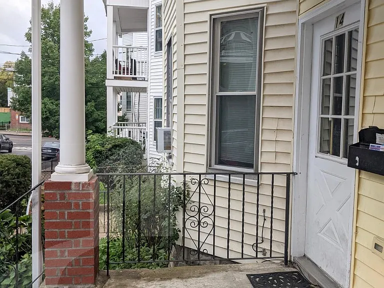 14 Belknap St #2 — Photo 21