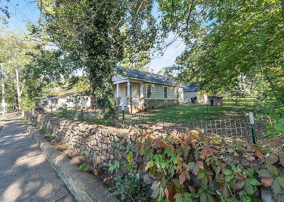 203 Cedar St, Arcadia, MO 63621 Zillow