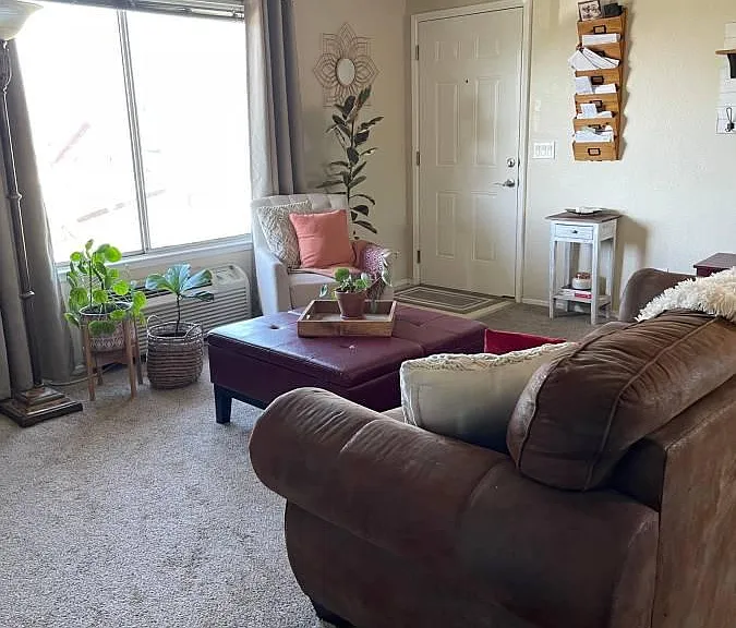 383 N M St #2 — Photo 2
