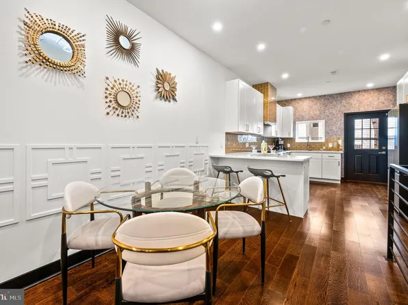 2137 Earp St, Philadelphia, PA 19146