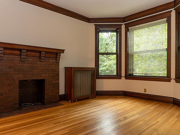 Living room with (nonfunctional) hearth