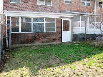 4th image of 969 E 229th St