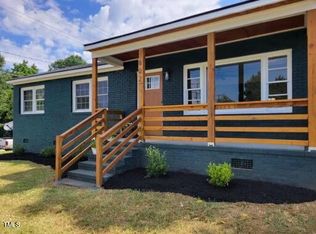 802 Maple Ave, Burlington, NC 27215