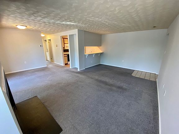 3rd image of 1121 Castle Harbour Way Unit 2D