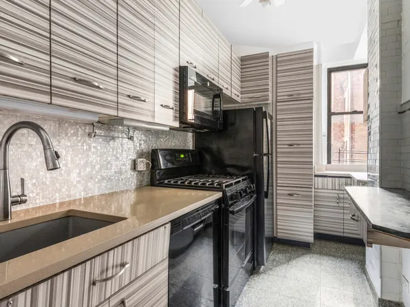 760 West End Avenue image 5 of 7