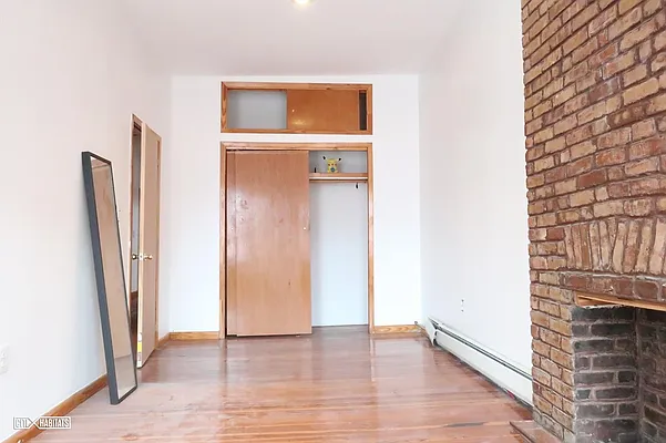 Rented by Citi Habitats | media 31