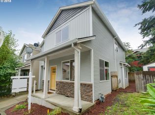 39575 Dubarko Rd, Sandy, OR 97055