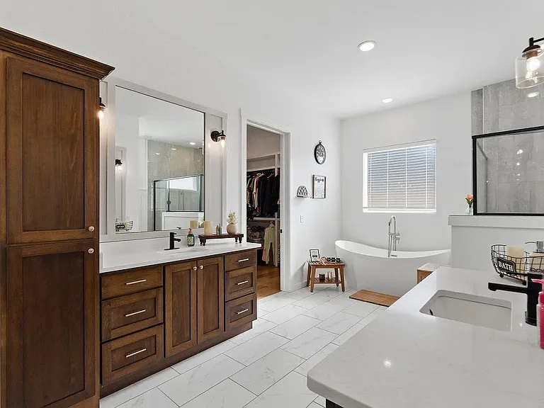 703 S Hickory Dr — Photo 19