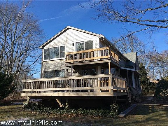 Multiple Decks Rear View