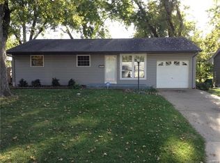 780 Daniel Boone Dr, Florissant, MO 63031
