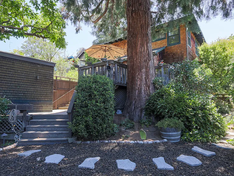 29 Park Way — Photo 37