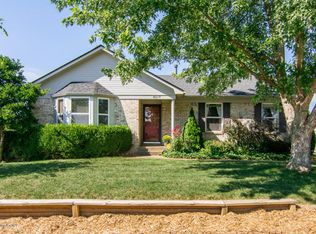 4017 Heatherview Rd, Louisville, KY 40218