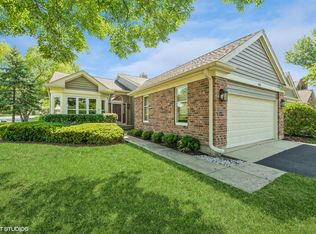 155 Aberdour Ln, Inverness, IL 60067