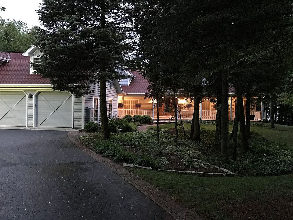 2nd image of 8227 White Cliff Rd