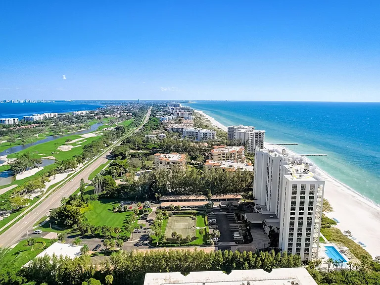 2425 Gulf Of Mexico Dr #14B — Photo 33