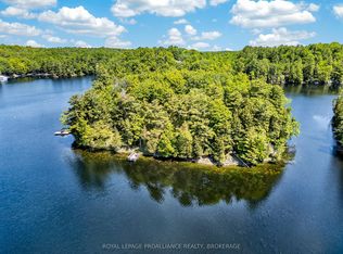 1147 Shadow Ln, South Frontenac, ON K0H 2L0