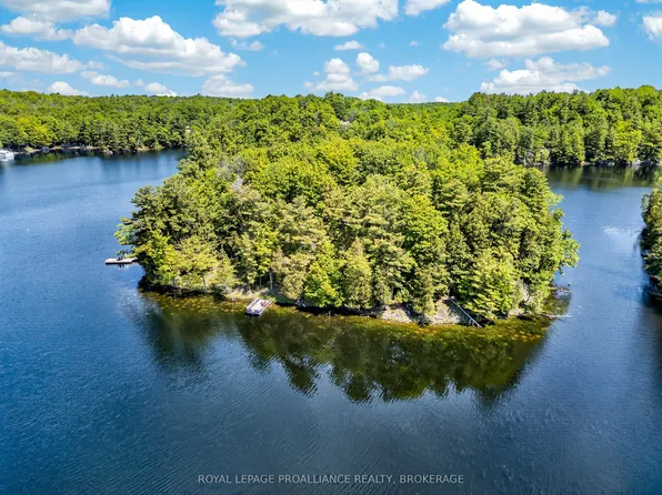 1147 Shadow Ln, South Frontenac, ON K0H 2L0