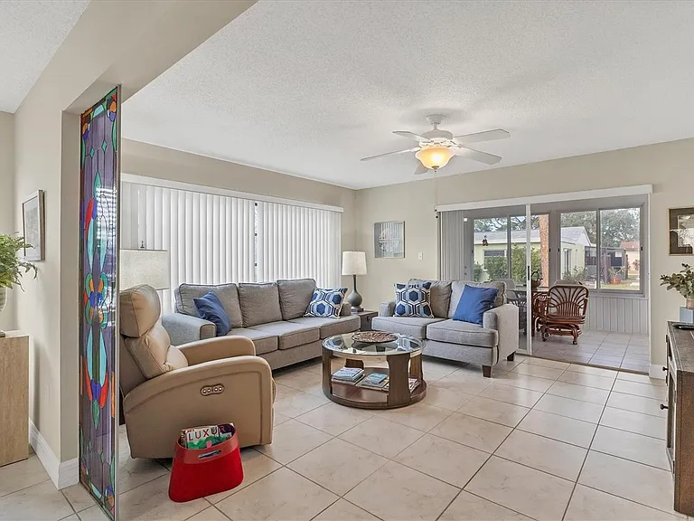 6283 Green View Cir #102 — Photo 9