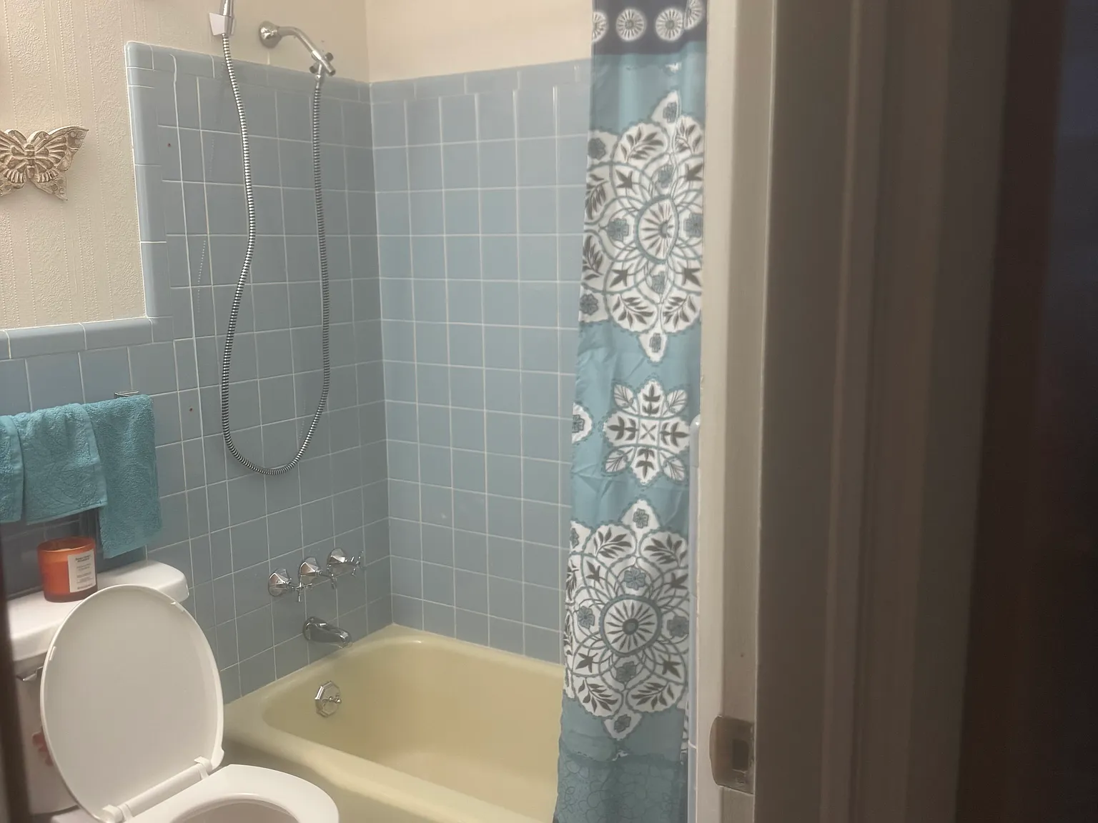 3 bed, 1290 sqft, $2,000 — Photo 1