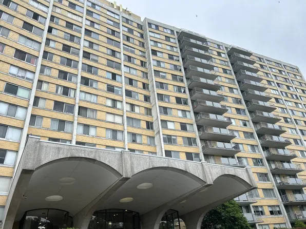 301 N Beauregard St APT 408, Alexandria, VA 22312